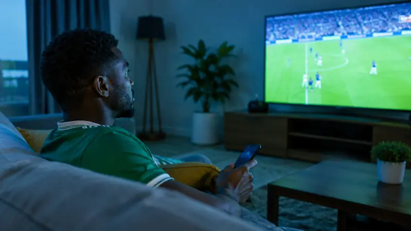 Betting in play while watching the match
